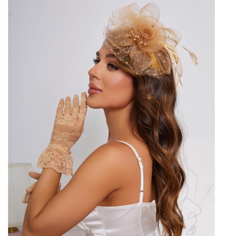 Kentucky Derby Hat with Gloves